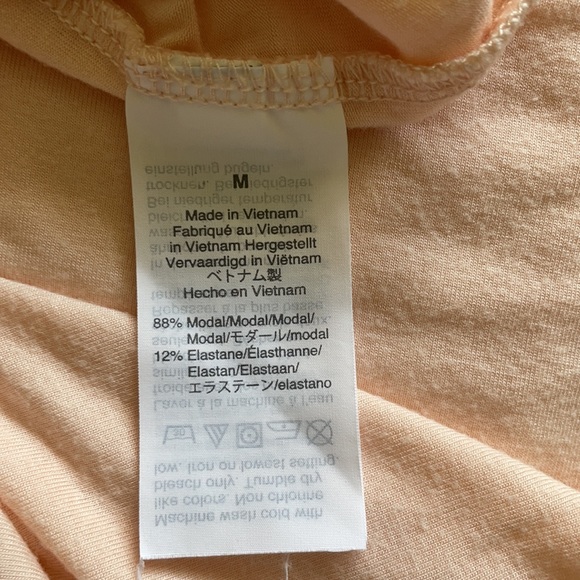 J. Crew 365 Super Soft Pale Pink T-Shirt | size M | EUC - Picture 4 of 5